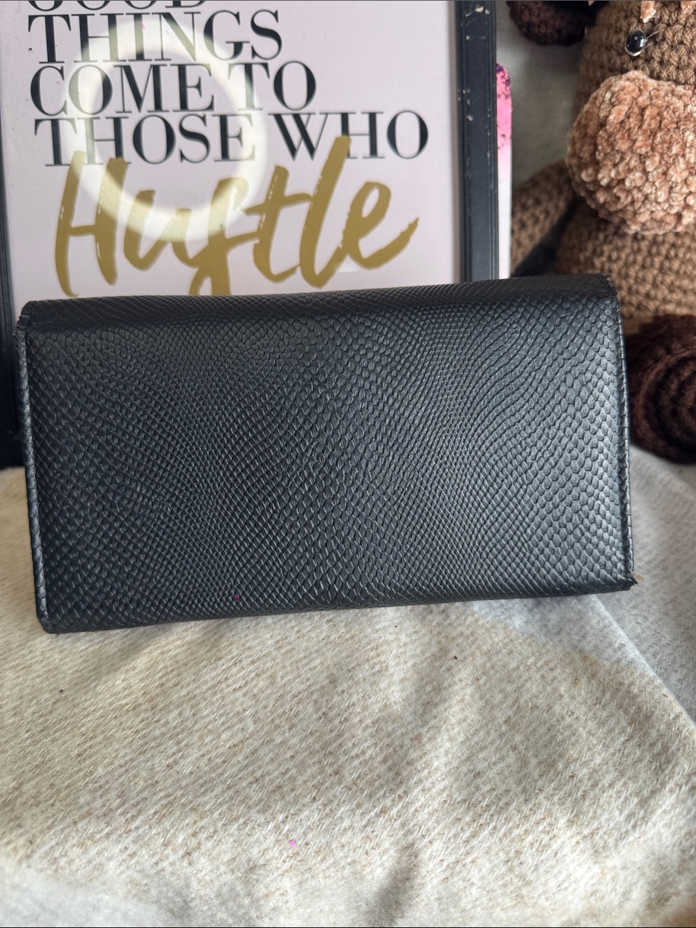 Dress Barn Black Textured Clutch Wallet - Picture 4 of 5